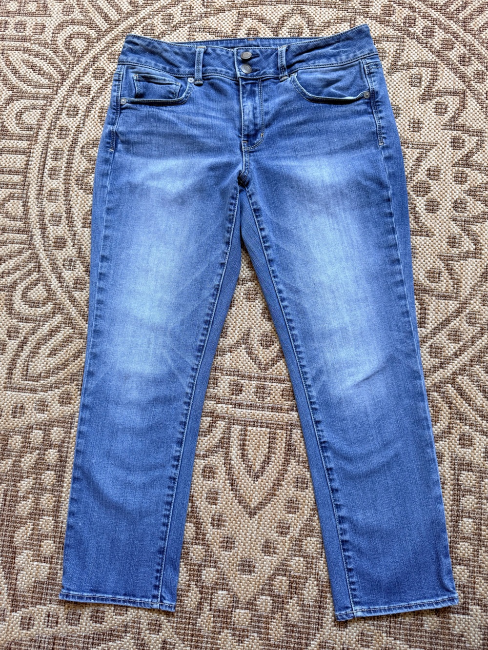 American Eagle Outfitters Womens Artist Crop Super Stretch Jeans Sz 8 Light Wash